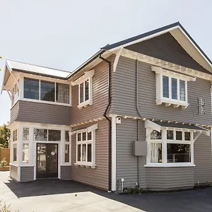2* Bed & Breakfast Homelea