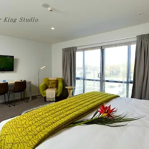 5* Motel 239 On Lincoln